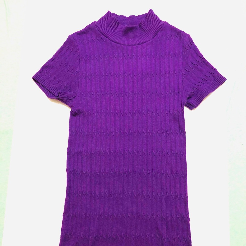 🌸🌴 3 for $10. Purple turtleneck blouse.
